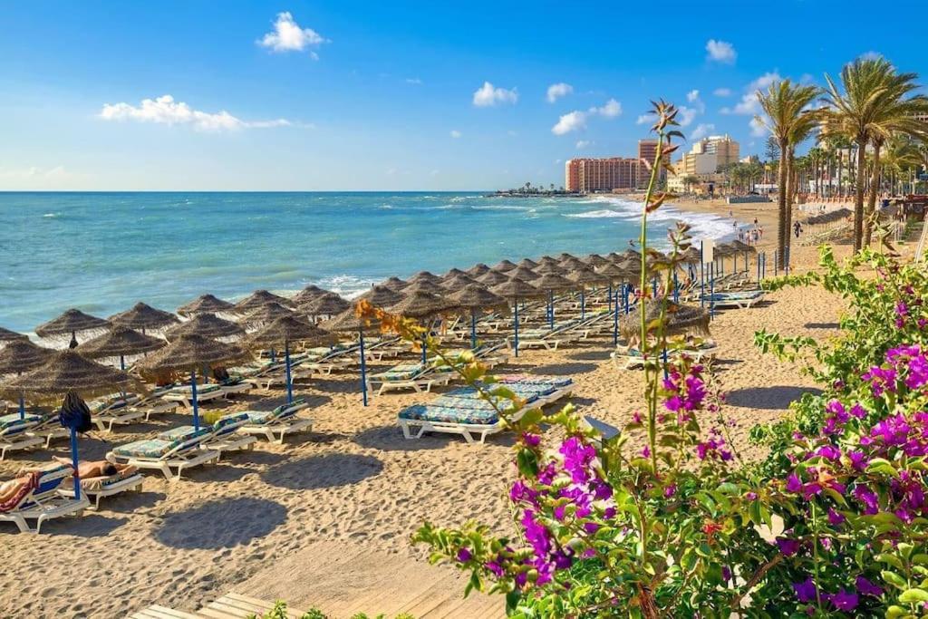 Klimatyczny Loft I Egzotyczny Basen Apartamento Benalmádena Exterior foto