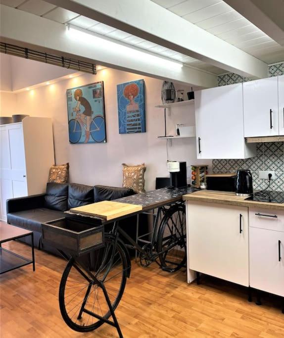 Klimatyczny Loft I Egzotyczny Basen Apartamento Benalmádena Exterior foto
